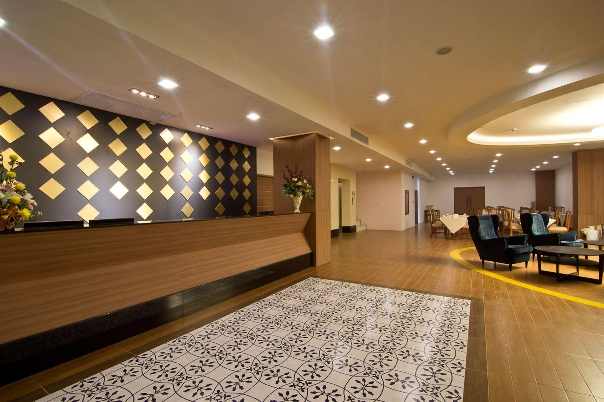 Tevan Jomtien Pattaya Exterior photo